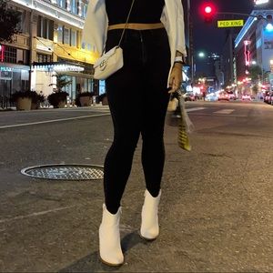 Black high waisted Jean size 2s